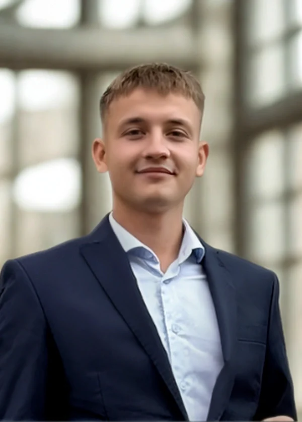 Mateusz Jarzebski 600x837